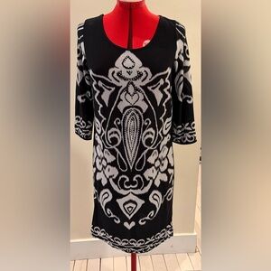 Elegant Black and White Patterned Dress